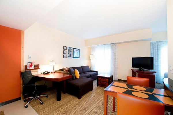 Residence Inn by Marriott Toronto Vaughan image 4