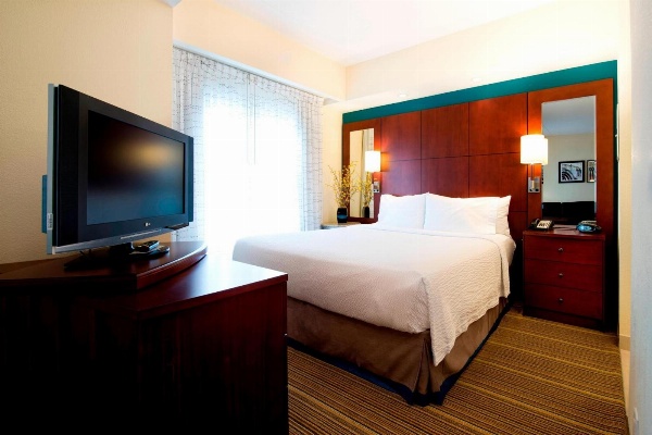 Residence Inn by Marriott Toronto Vaughan image 5