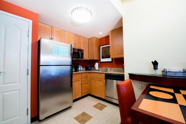 Residence Inn by Marriott Toronto Vaughan image 6